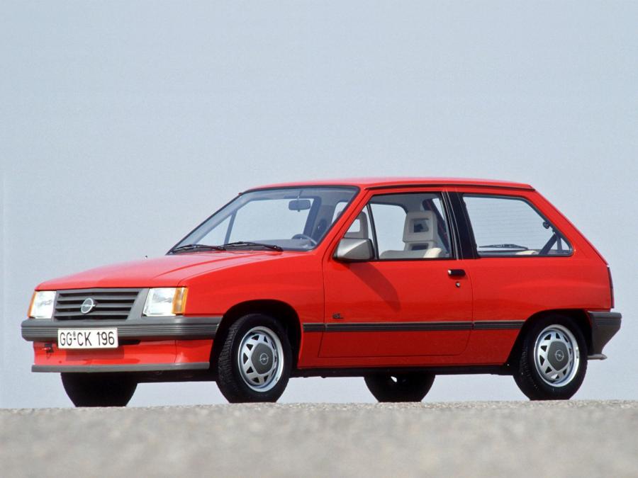  Opel Corsa 1982 года  (фото 12 из 12)